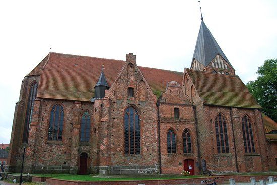 Pfarrkirche St. Jakob Und St. Dionysius