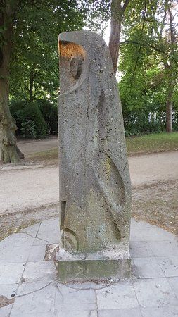 Skulptur "Die Eule"
