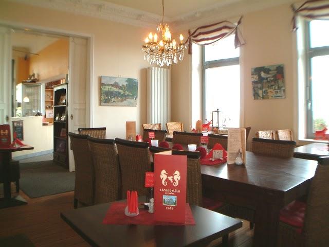 Cafe beach villa on the harbor