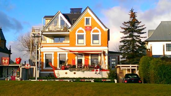 Strandvilla am Hafen