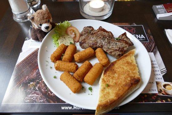 Morena Steak & Burgerhouse